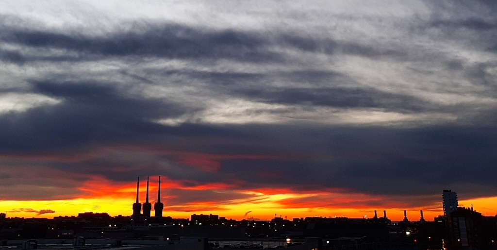 Foto: Amanecer - Sant Adrià de Besós (Barcelona), España