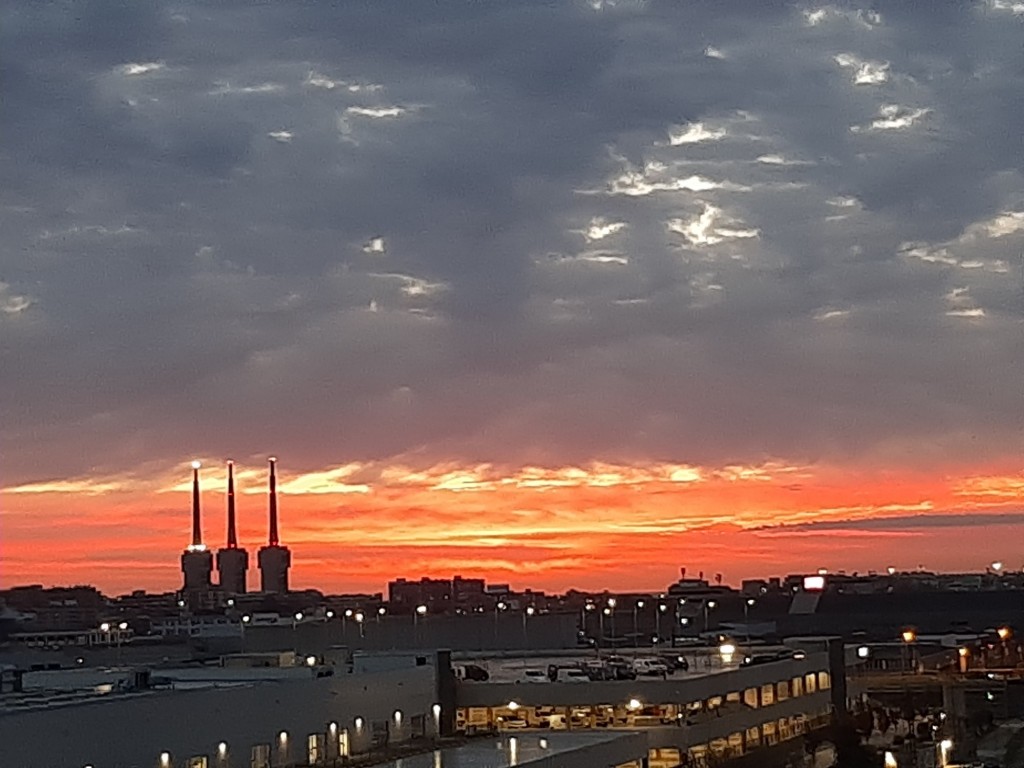 Foto: Amanecer - Sant Adrià de Besós (Barcelona), España