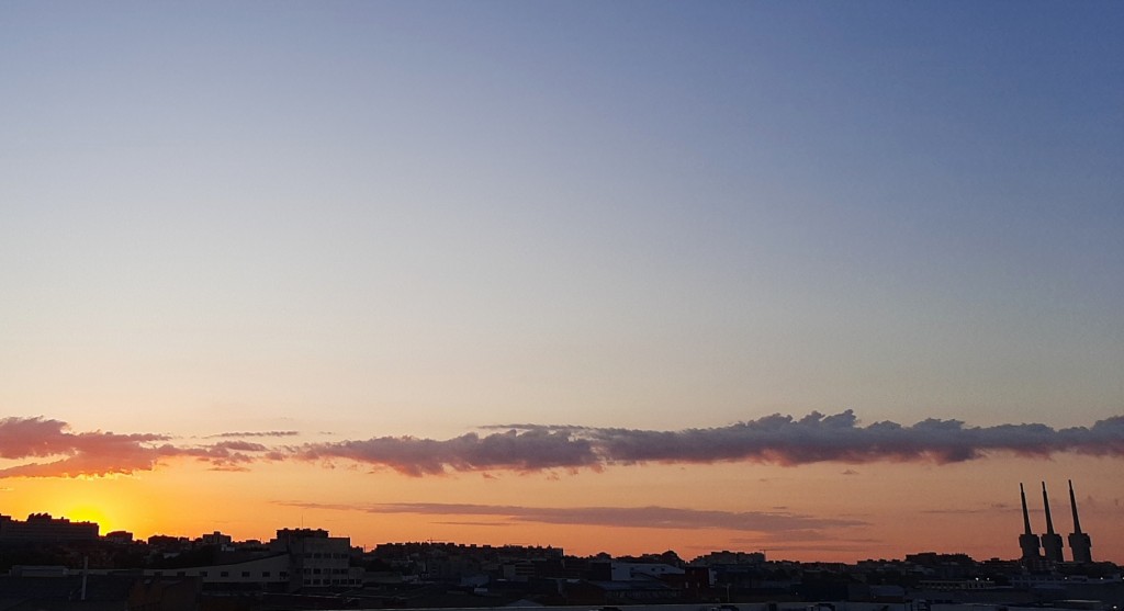 Foto: Amanecer - Sant Adrià de Besós (Barcelona), España