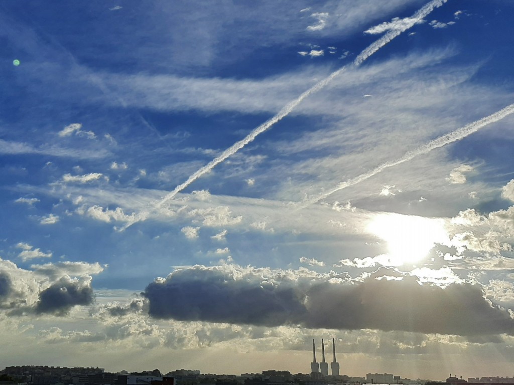 Foto: Amanecer - Sant Adrià de Besós (Barcelona), España