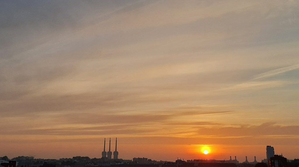 Foto: Amanecer - Sant Adrià de Besós (Barcelona), España