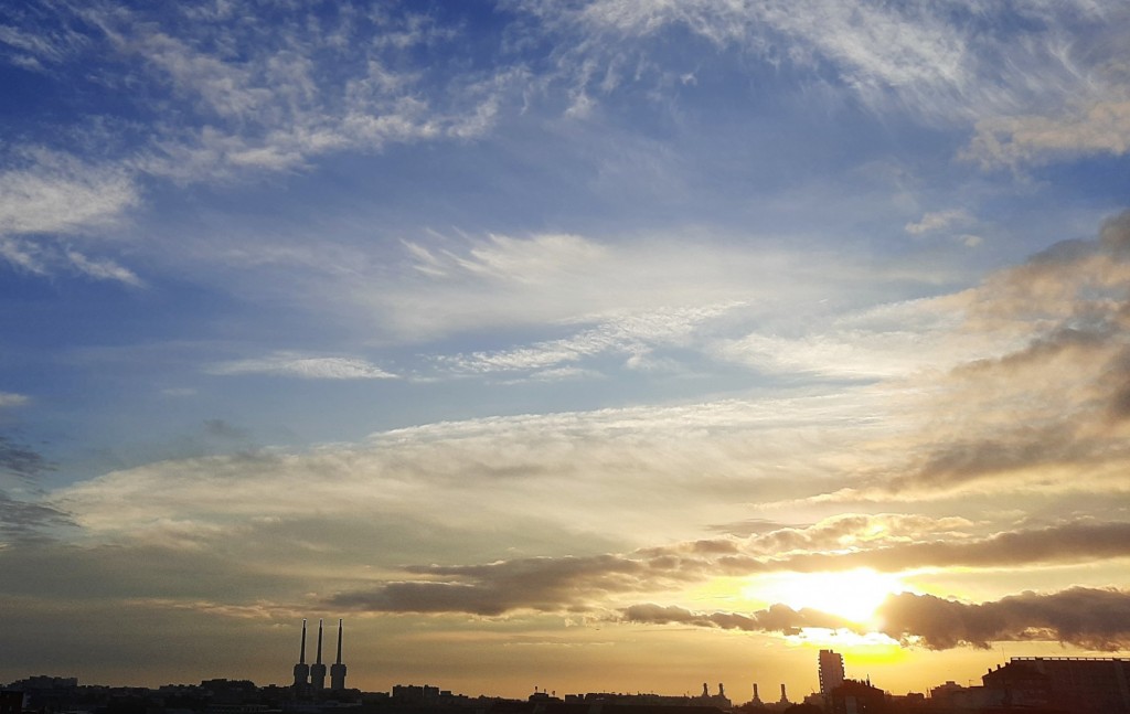 Foto: Amanecer - Sant Adrià de Besós (Barcelona), España