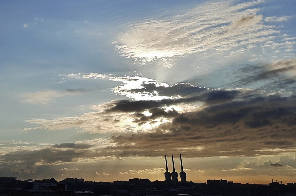 Foto: Amanecer - Sant Adrià de Besós (Barcelona), España