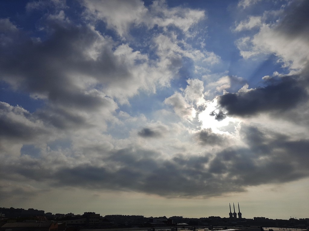 Foto: Amanecer - Sant Adrià de Besós (Barcelona), España