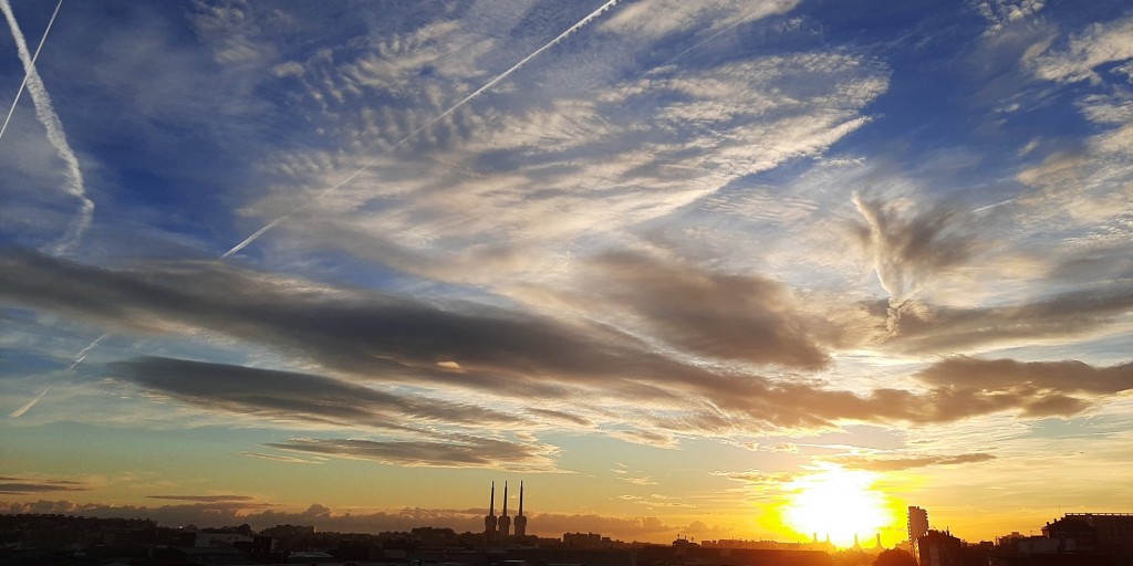 Foto: Amanecer - Sant Adrià de Besós (Barcelona), España