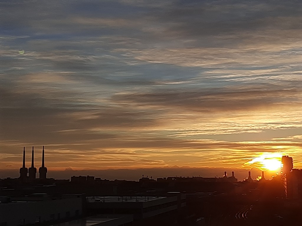 Foto: Amanecer - Sant Adrià de Besós (Barcelona), España