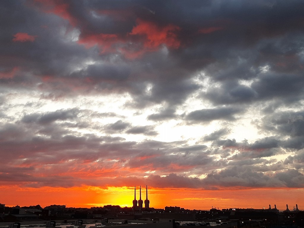 Foto: Amanecer - Sant Adrià de Besós (Barcelona), España