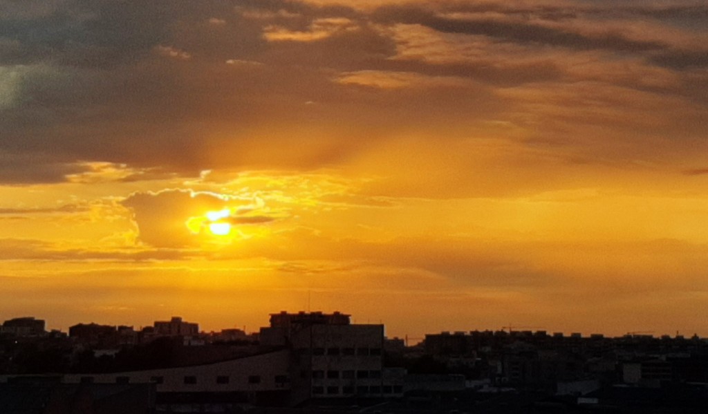 Foto: Amanecer - Sant Adrià de Besós (Barcelona), España