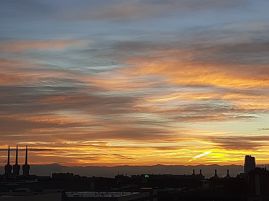 Foto: Amanecer - Sant Adrià de Besós (Barcelona), España