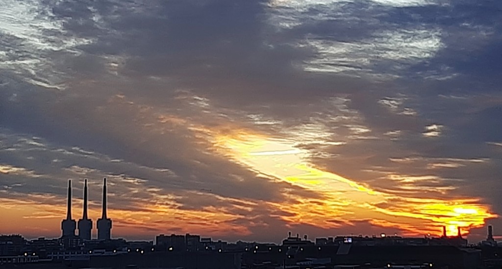 Foto: Amanecer - Sant Adrià de Besós (Barcelona), España