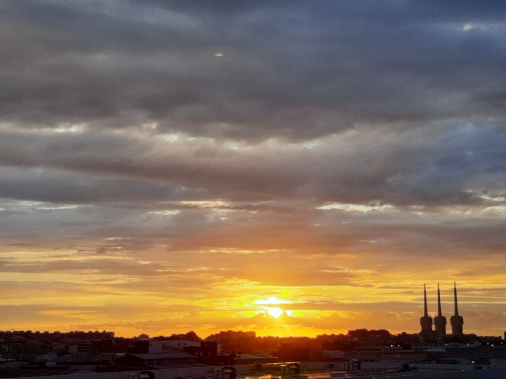 Foto: Amanecer - Sant Adrià de Besós (Barcelona), España