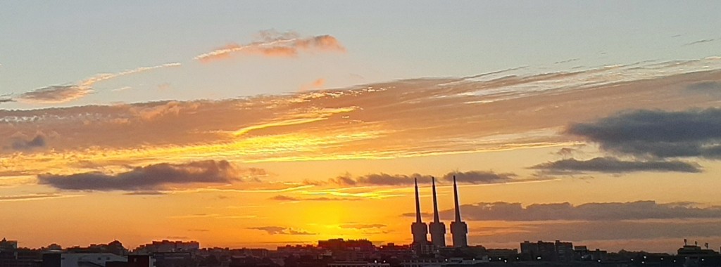 Foto: Amanecer - Sant Adrià de Besós (Barcelona), España