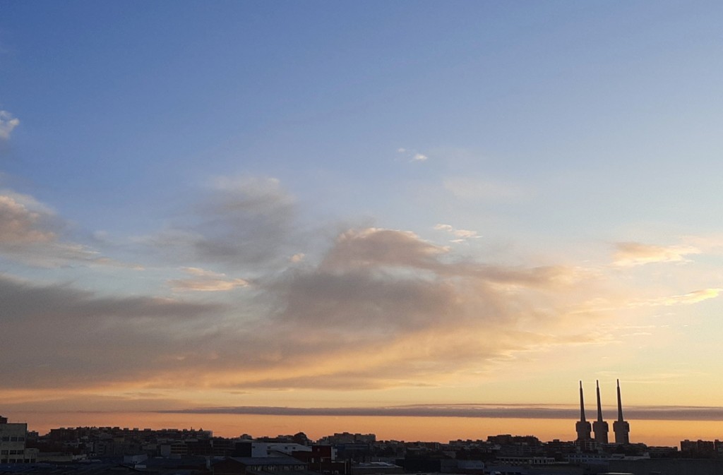 Foto: Amanecer - Sant Adrià de Besós (Barcelona), España