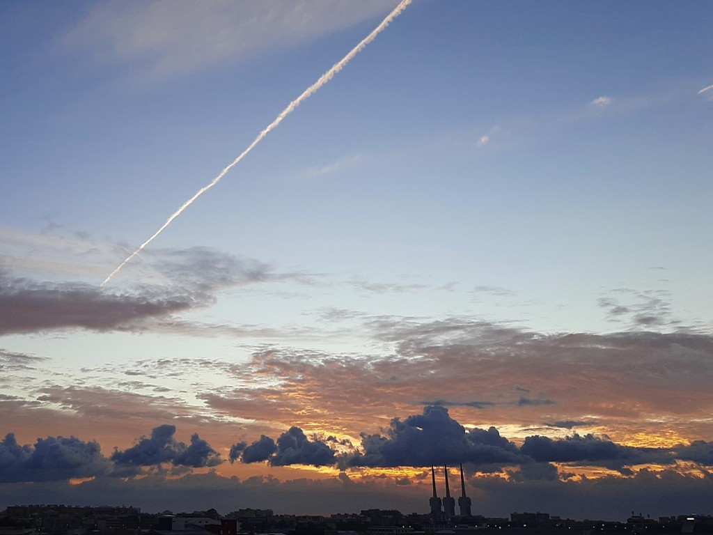 Foto: Amanecer - Sant Adrià de Besós (Barcelona), España