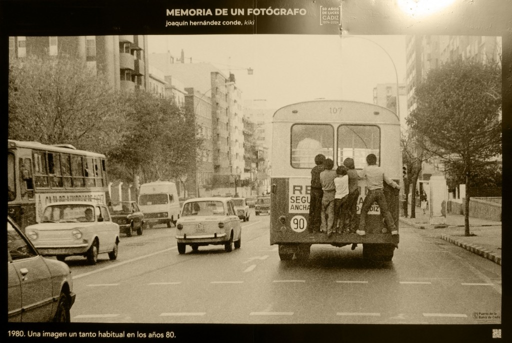 Foto: Exposición fotográfica al aire libre del fotoperiodista - Cádiz (Andalucía), España