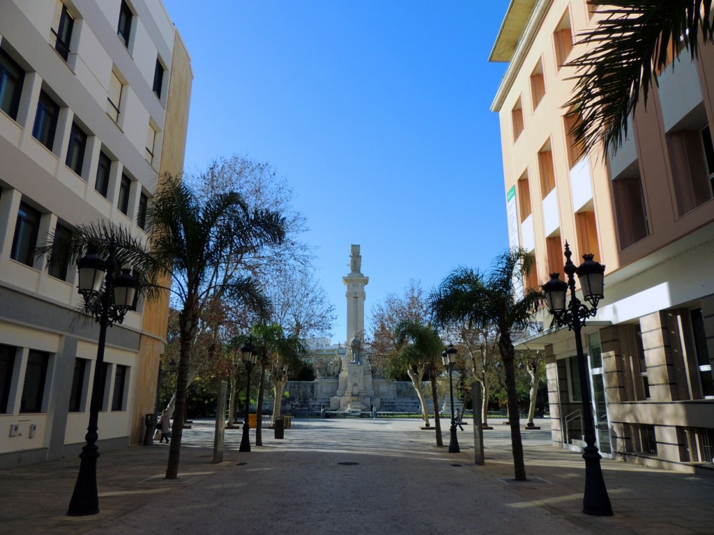 Foto: A la Plaza de España - Cádiz (Andalucía), España