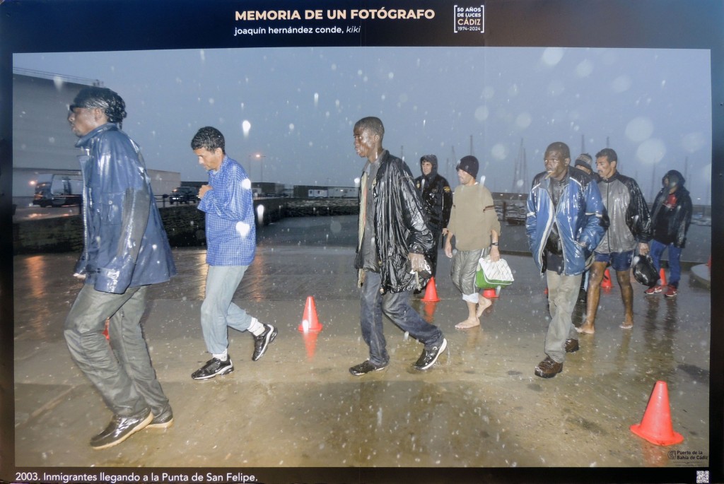 Foto: Exposición fotográfica al aire libre del fotoperiodista - Cádiz (Andalucía), España