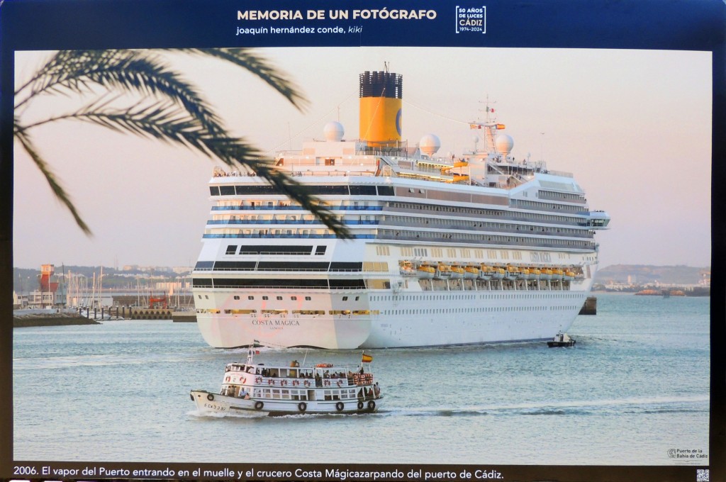 Foto: Exposición fotográfica al aire libre del fotoperiodista - Cádiz (Andalucía), España