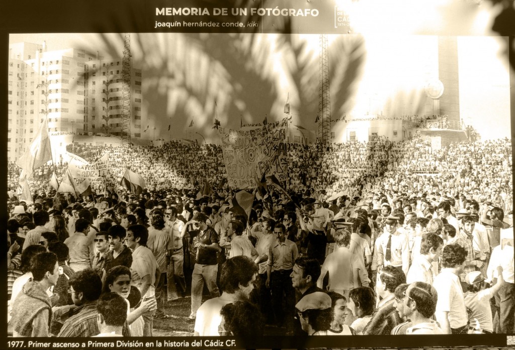 Foto: Exposición fotográfica al aire libre del fotoperiodista - Cádiz (Andalucía), España