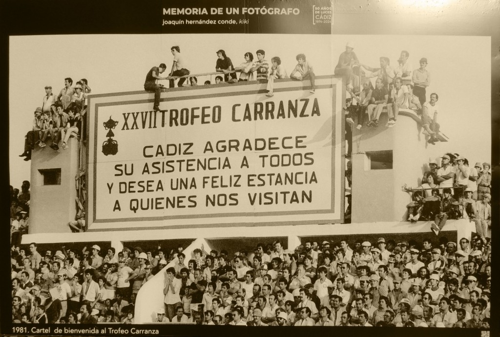 Foto: Exposición fotográfica al aire libre del fotoperiodista - Cádiz (Andalucía), España