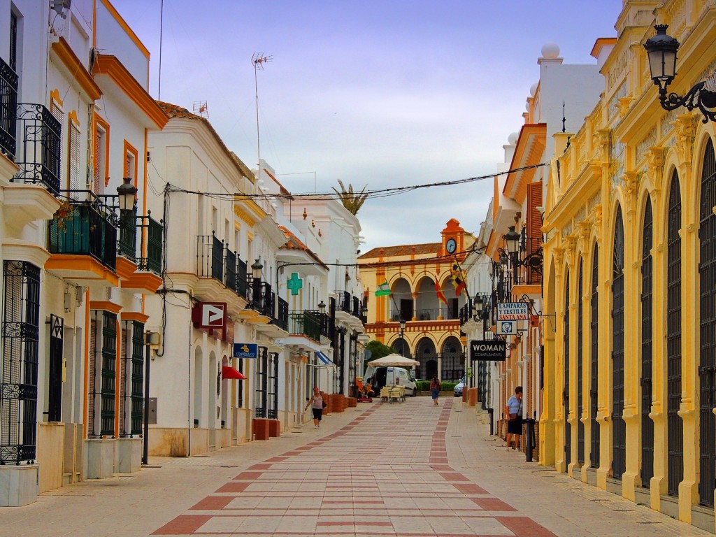 Foto: Calle Andalucía - Moguer (Huelva), España