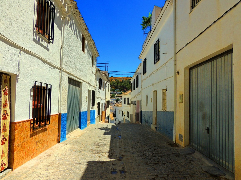 Foto: Calle Arcos - Montefrio (Granada), España