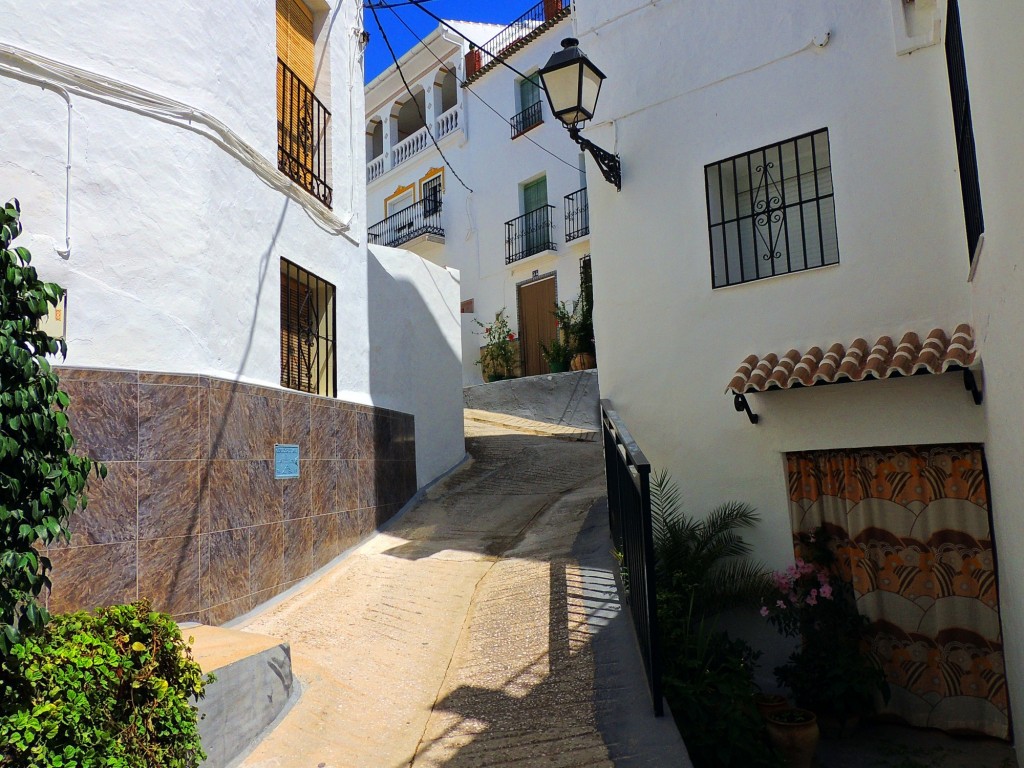 Foto: Calle Castillo - Tolox (Málaga), España