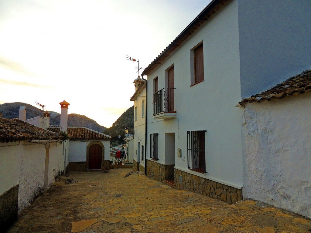 Foto: Calle Castillo - Villaluenga del Rosario (Cádiz), España