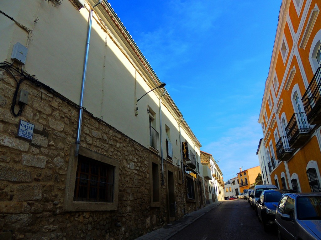 Foto: Calle de Fernan Ruiz Altamirano - Trujillo (Cáceres), España