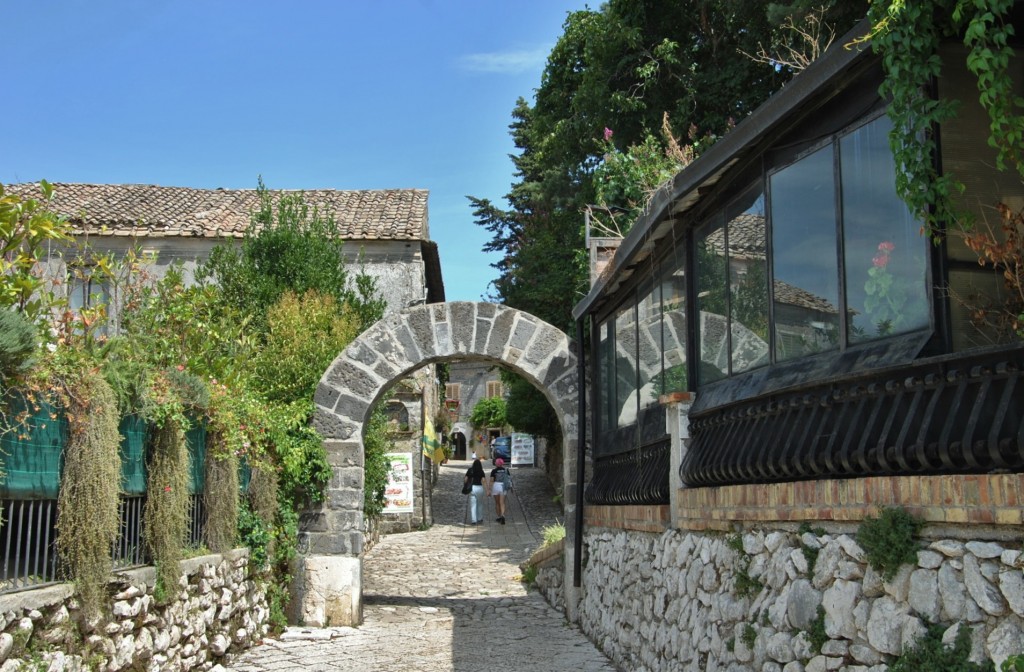 Foto: Centro histórico - Casertavecchia (Campania), Italia