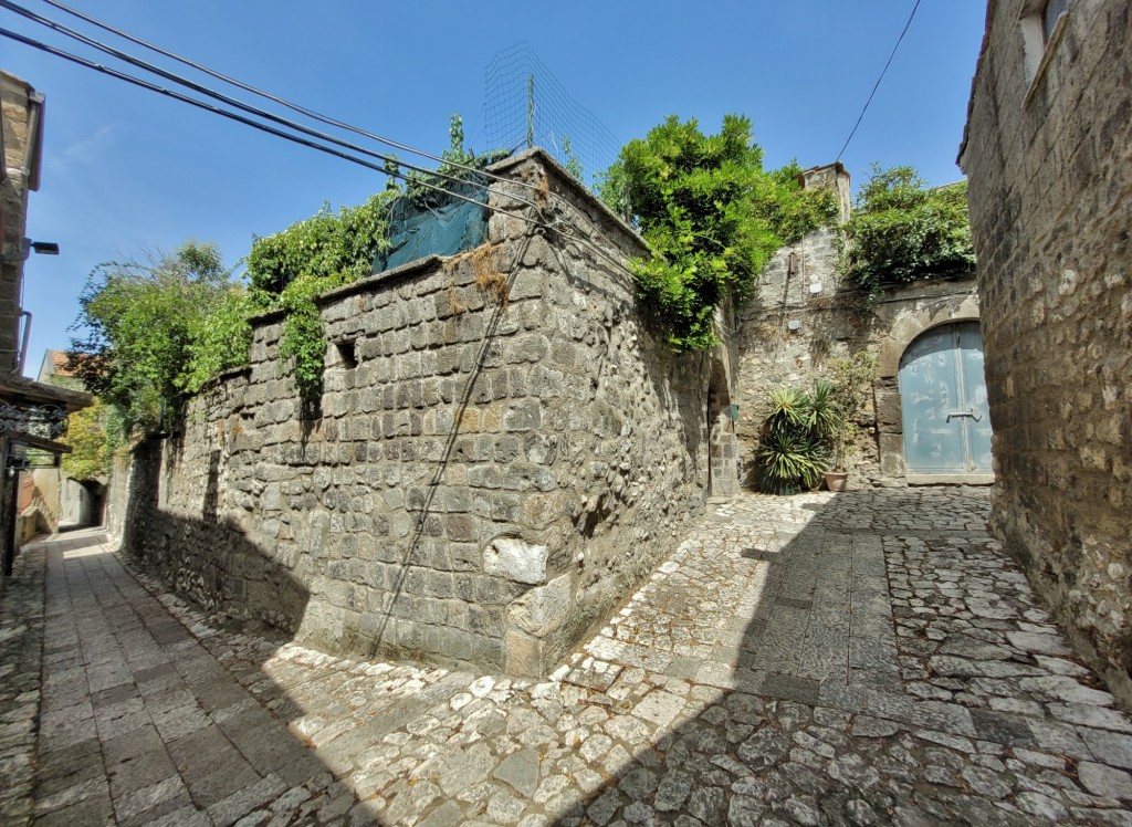 Foto: Centro histórico - Casertavecchia (Campania), Italia