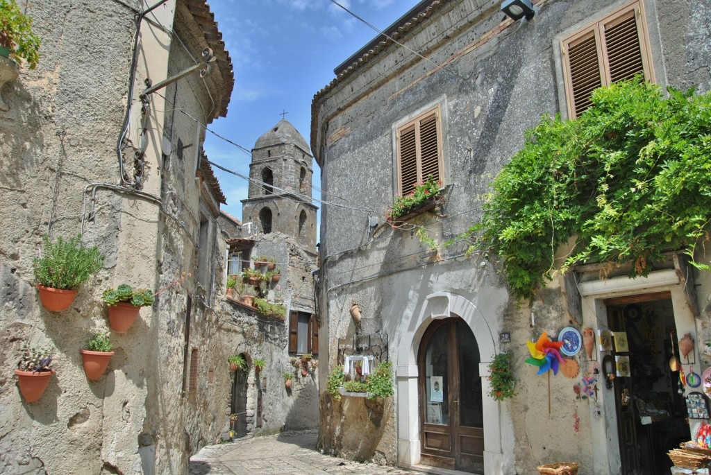 Foto: Centro histórico - Casertavecchia (Campania), Italia