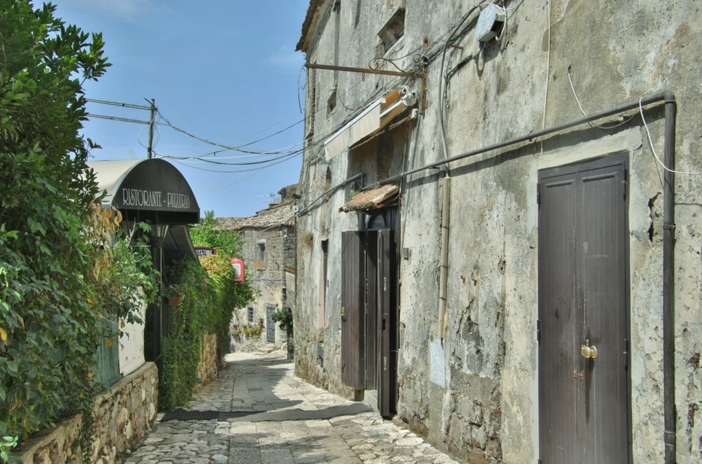 Foto: Centro histórico - Casertavecchia (Campania), Italia