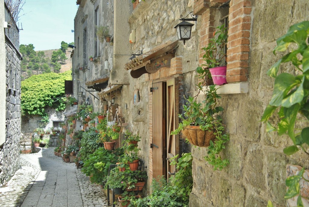 Foto: Centro histórico - Casertavecchia (Campania), Italia