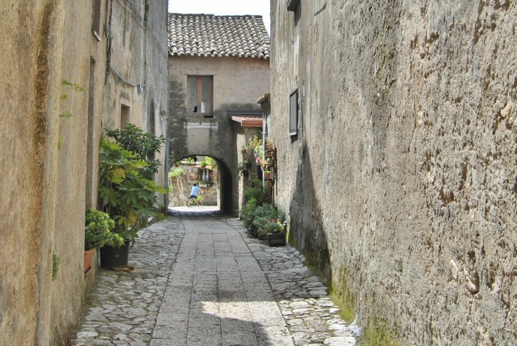 Foto: Centro histórico - Casertavecchia (Campania), Italia