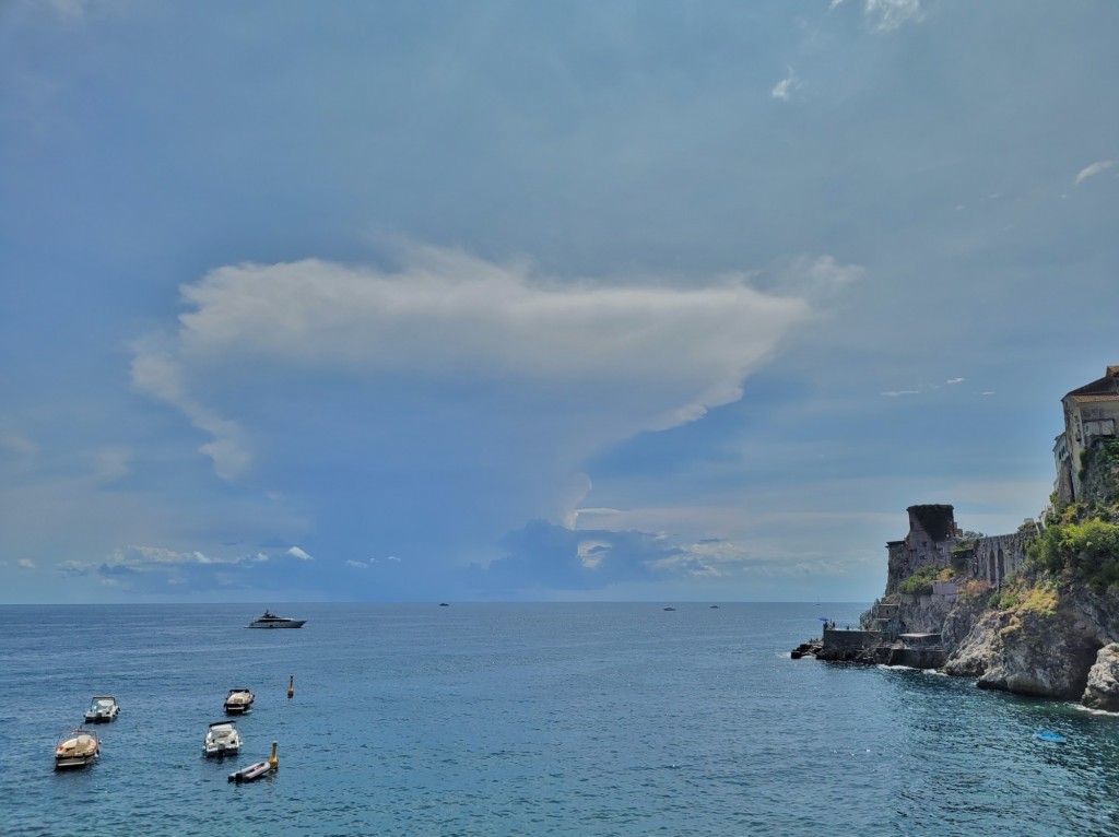 Foto: Centro histórico - Atrani (Campania), Italia