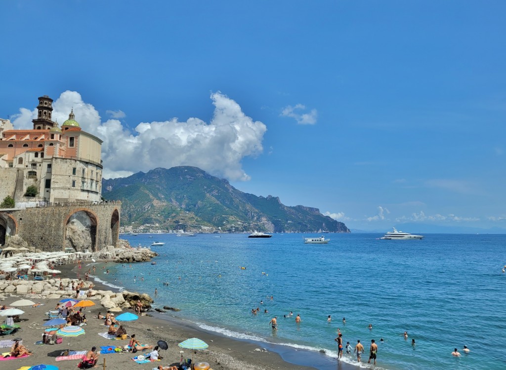 Foto: Centro histórico - Atrani (Campania), Italia