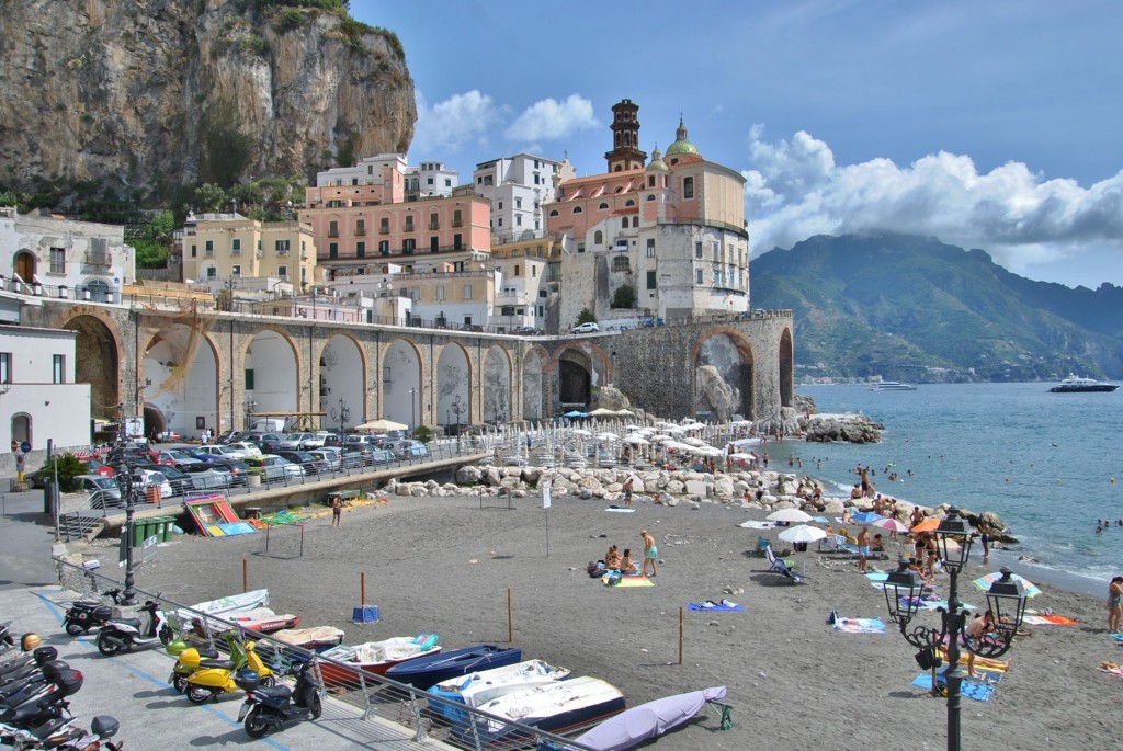 Foto: Centro histórico - Atrani (Campania), Italia